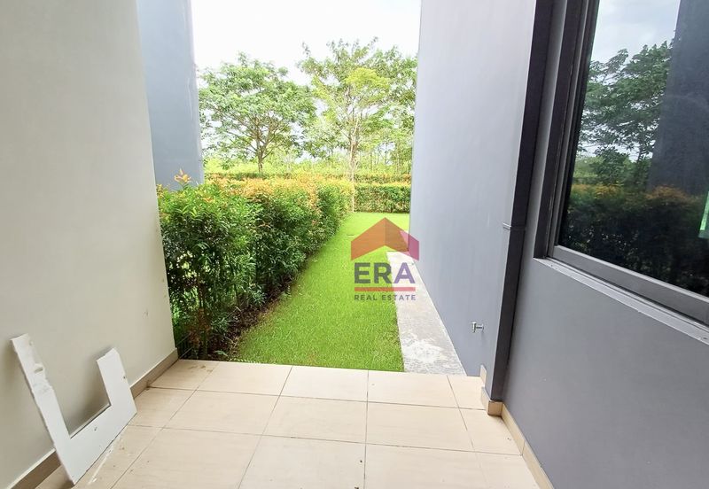 Forest City Golf Resort, Gelang Petah