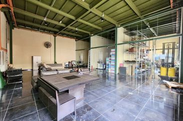 Nusa Cemerlang Industrial Park