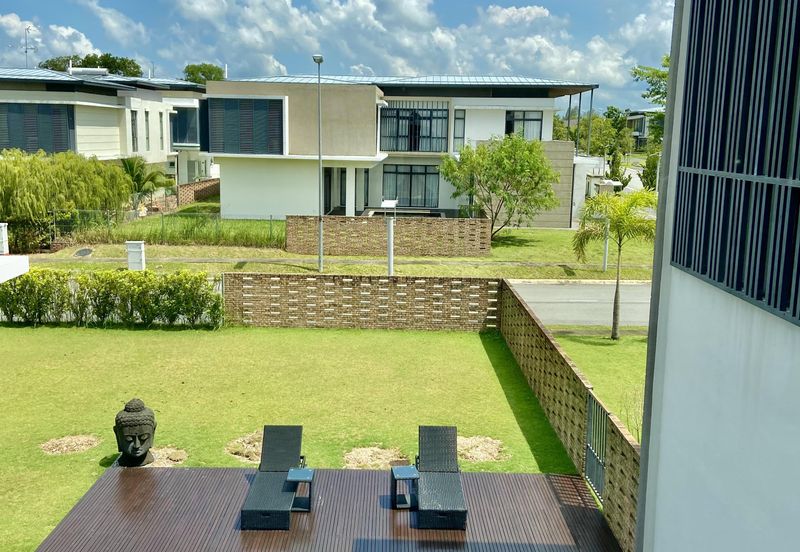 Noble Park @ East Ledang