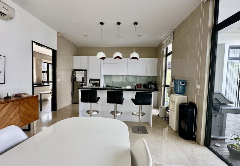 Noble Park @ East Ledang