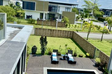 Noble Park @ East Ledang