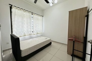 The Golf East @ Horizon Hills Cluster House For Sale