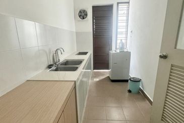 The Golf East @ Horizon Hills Cluster House For Sale