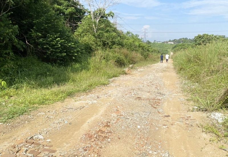 Pekan Mukim Batu Daerah Kota Tinggi Industrial Land For Sale