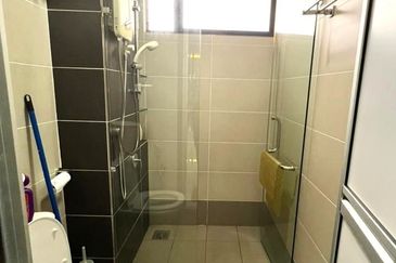 The Valley West @ Horizon Hills 2 Storey Terrace House (End Lot) For Sale