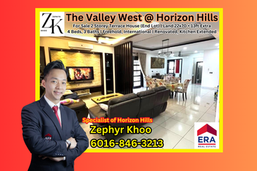 The Valley West @ Horizon Hills 2 Storey Terrace House (End Lot) For Sale