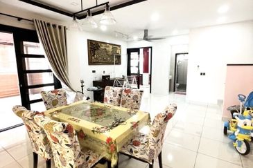 The Valley West @ Horizon Hills 2 Storey Terrace House (End Lot) For Sale