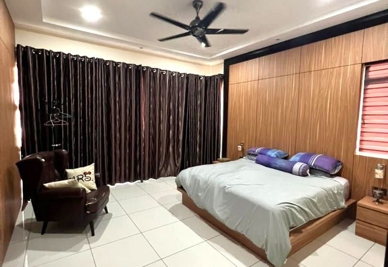 The Valley West @ Horizon Hills 2 Storey Terrace House (End Lot) For Sale