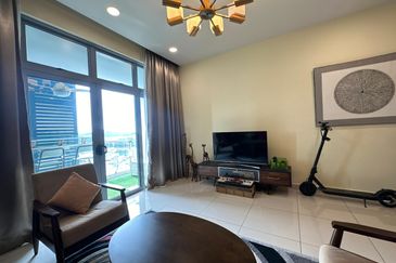 Somerset Puteri Harbour