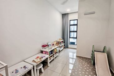 Woodlands @ Horizon Hills 2 Storey Terrace House For Sale