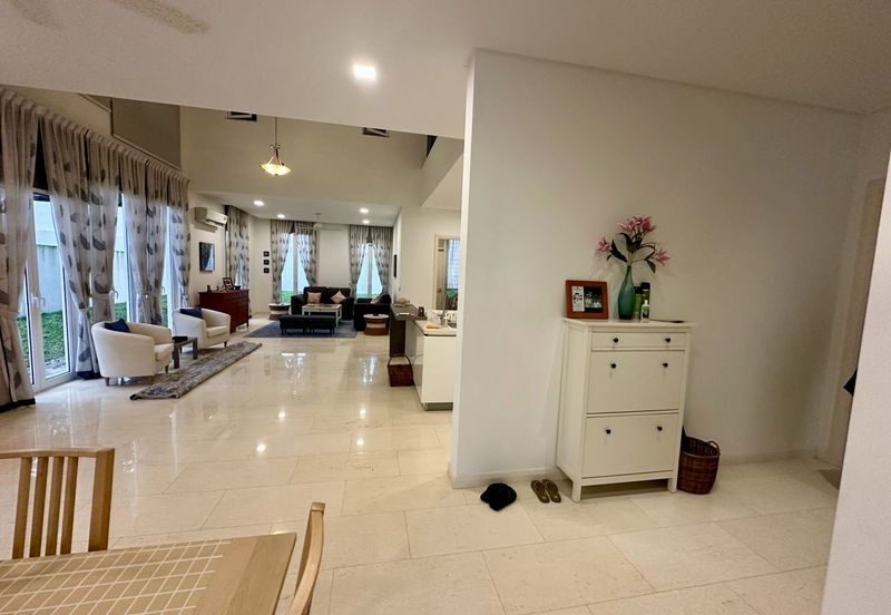 Emerald Bay @ Puteri harbour