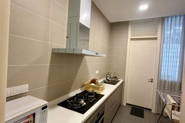 Emerald Bay @ Puteri harbour