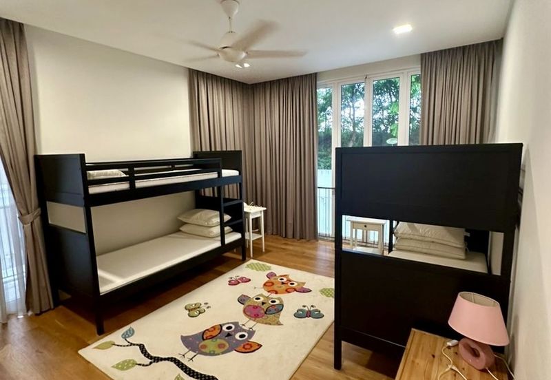 Emerald Bay @ Puteri harbour