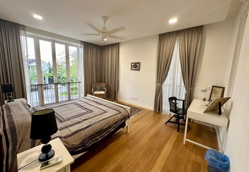 Emerald Bay @ Puteri harbour