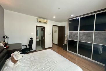 The Straits View Residences