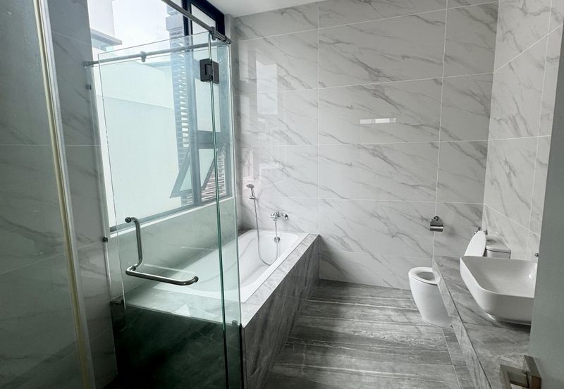 Seri Austin Heights *