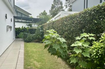 WaterEdge Residences