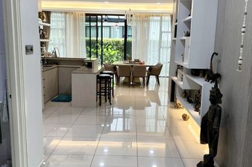 WaterEdge Residences