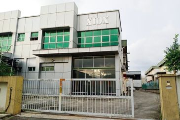 Nusa Cemerlang Industrial Park