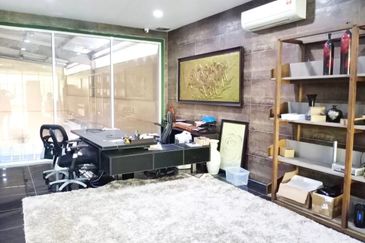 Nusa Cemerlang Industrial Park