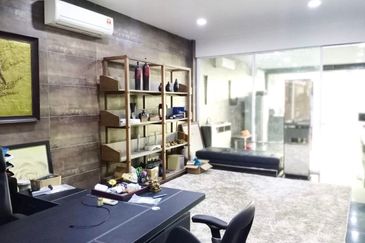 Nusa Cemerlang Industrial Park