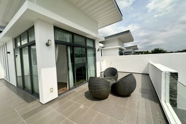 The Straits View Residences