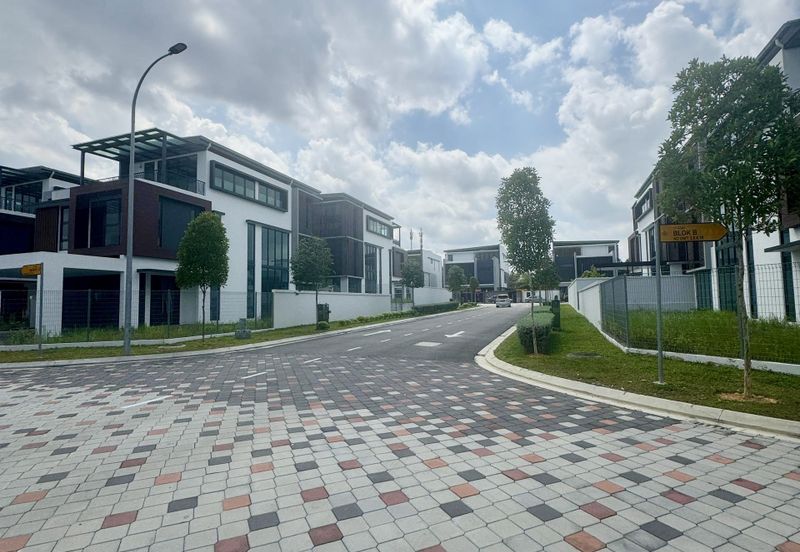 Seri Austin Heights *