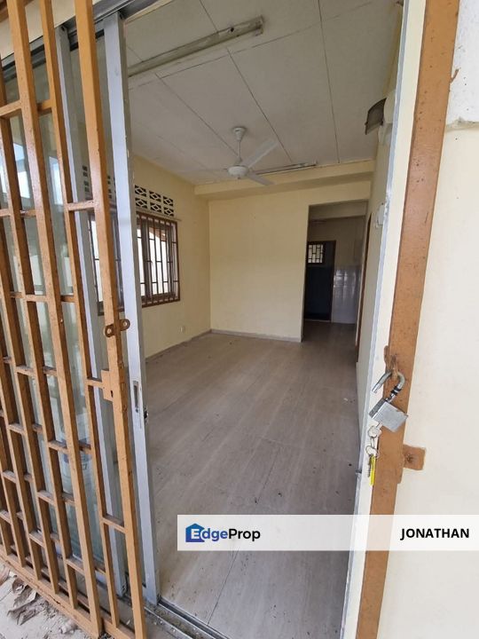 Bandar Ekar Semi_D-Cluster  Single Story House For Sale , Negeri Sembilan, Rantau