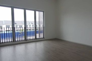 Dayana @Nilai Impian