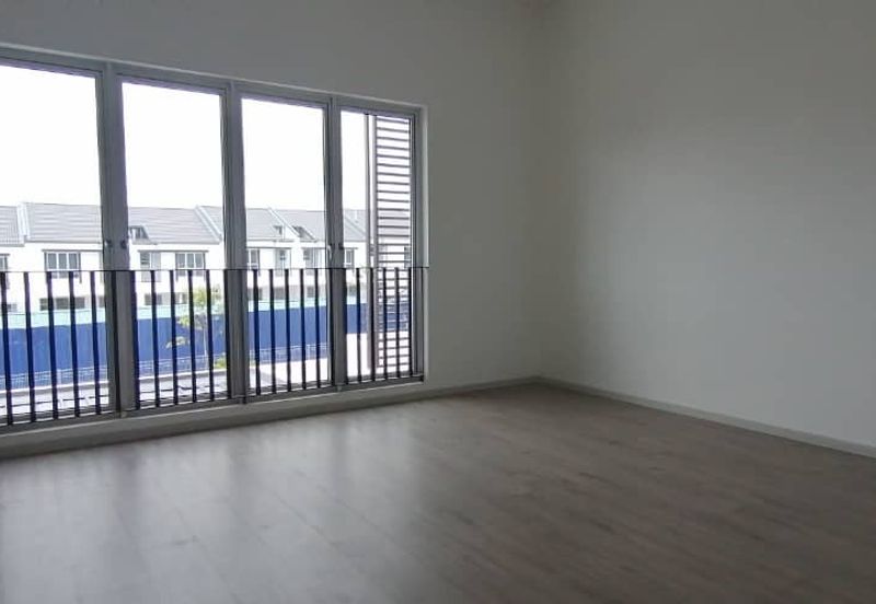 Dayana @Nilai Impian