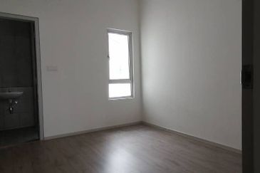 Dayana @Nilai Impian