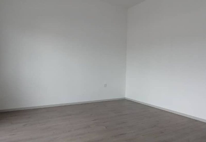 Dayana @Nilai Impian