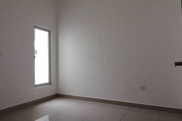 Dayana @Nilai Impian