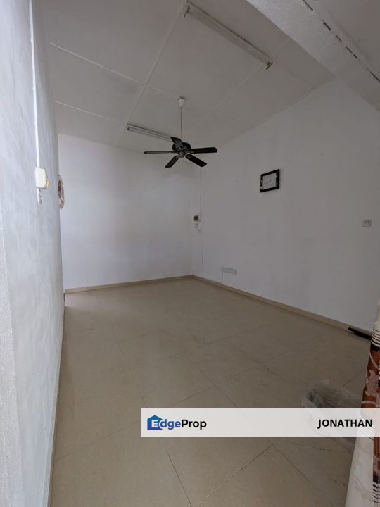 MANTIN TAMAN KONG SENG SINGLE STORY FOR SALE , Negeri Sembilan, Mantin