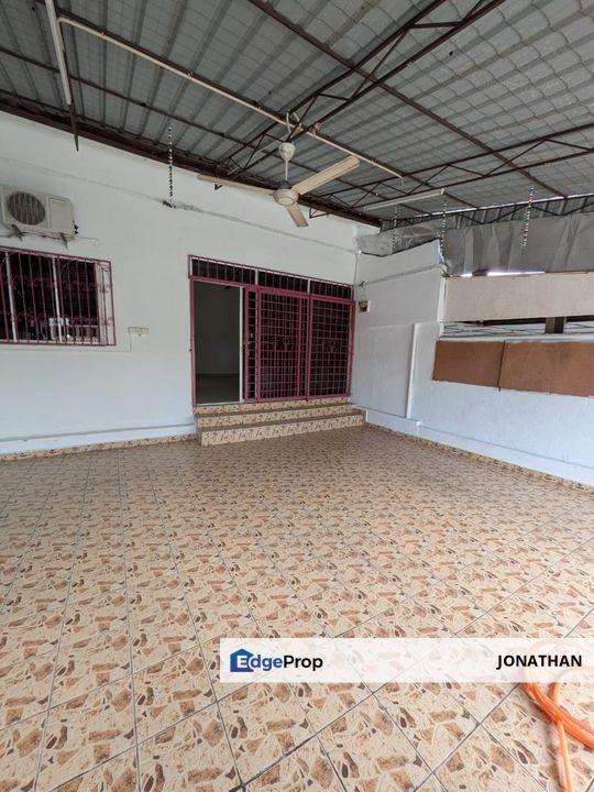 MANTIN TAMAN KONG SENG SINGLE STORY FOR SALE , Negeri Sembilan, Mantin