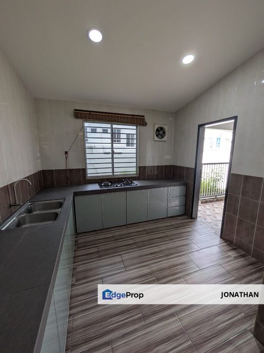 SURIAMAN 2A DOUBLE STORY FOR SALE , Negeri Sembilan, Seremban