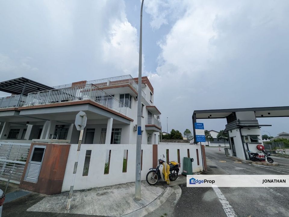 PARTIALLY FURNISH DOUBLE STORY HOUSE TAMAN BUKIT KEPAYANG FOR RENT, Negeri Sembilan, Seremban