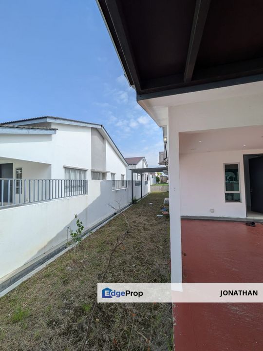 IRIGAN BAYAU SINGLE STORY BUNGLOW SEMAYA FOR SALE , Negeri Sembilan, Siliau