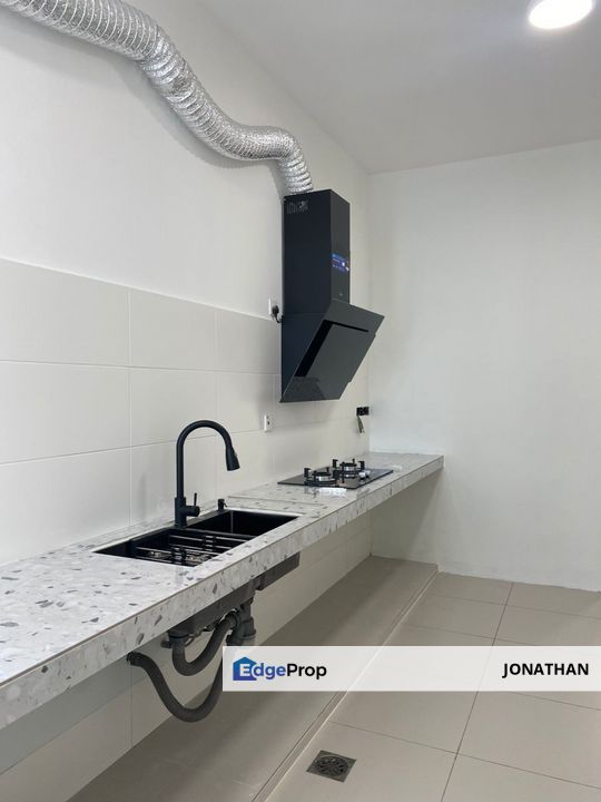 LAMAN SENDAYAN PARTIALY FURNISH DOUBLE STORY FOR RENT FACING NO HOUSE, Negeri Sembilan, Seremban