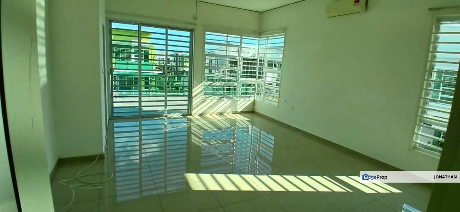 Hijayu 3 end Lot With Garden Space , Negeri Sembilan, Siliau