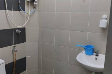 TAMAN BAYU INDERA, LUKUT