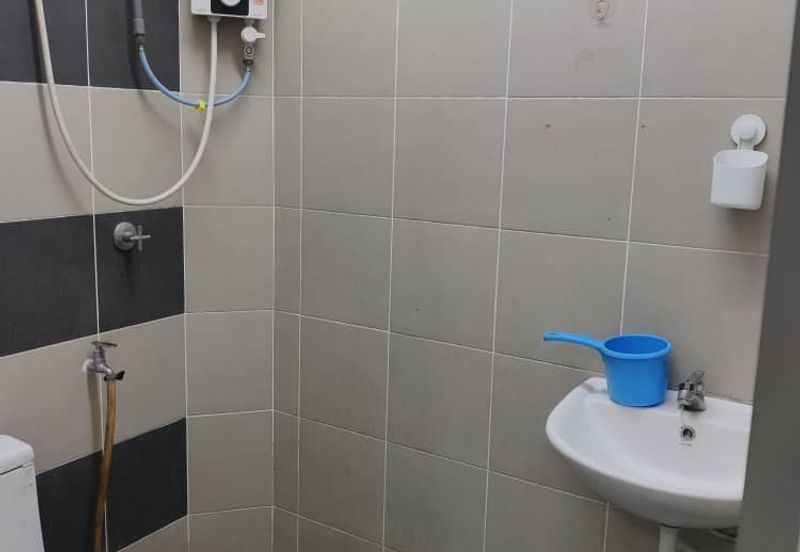 TAMAN BAYU INDERA, LUKUT