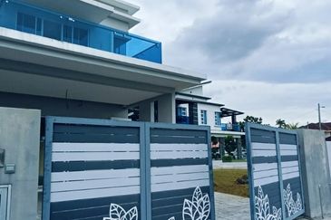 NEW BUNGLOW RASAH RESIDENCY FOR SALE 