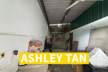 Brand New Semi-D Factory Warehouse IKS Simpang Ampat 10,400sft CCC Ready