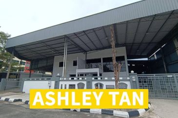 NEW REFURBISH Semi-D Factory Warehouse IKS Valdor Sg Bakap 2-adjoining