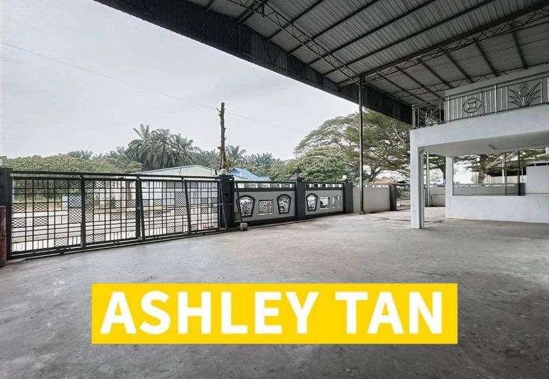 NEW REFURBISH Semi-D Factory Warehouse IKS Valdor Sg Bakap 2-adjoining