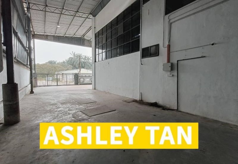 NEW REFURBISH Semi-D Factory Warehouse IKS Valdor Sg Bakap 2-adjoining