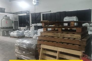 Strategic Location 1.5 Storey Terrace Factory Warehouse Valdor 7000sft