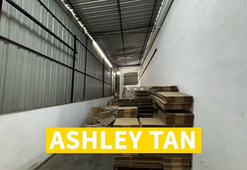 Strategic Location 1.5 Storey Terrace Factory Warehouse Valdor 7000sft