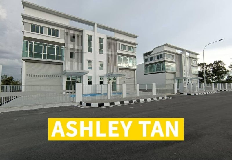 High Expo 3sty Golden Light Industry Factory Warehouse Facing Mainroad